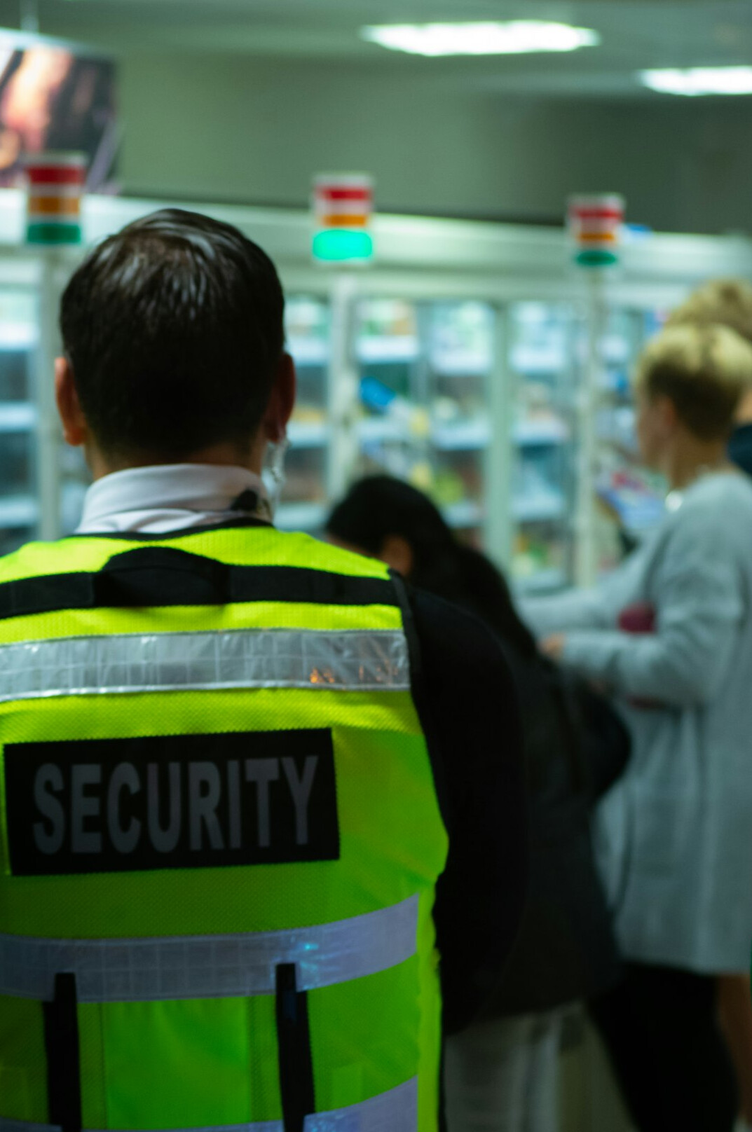 security guard supermarket